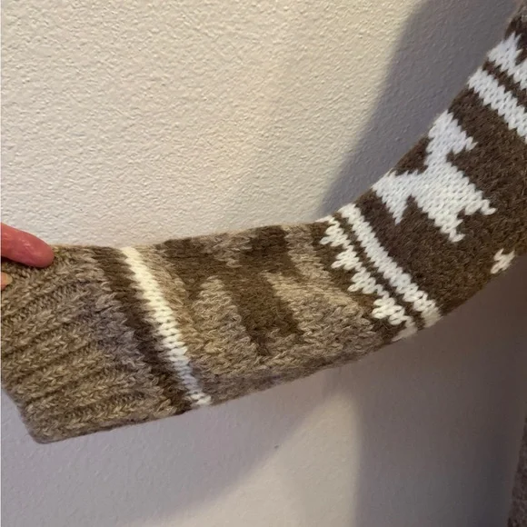 Gorgeous Faherty Cozy Hooded Knit Sweater - Brown and White-NWT - Picture 6 of 7